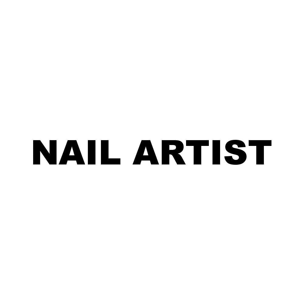 NAIL ARTIST