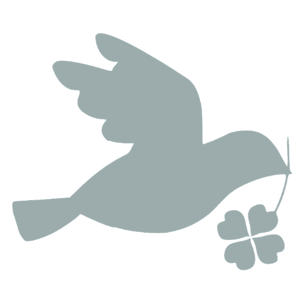 四つ葉のクローバーを運ぶ鳩 10