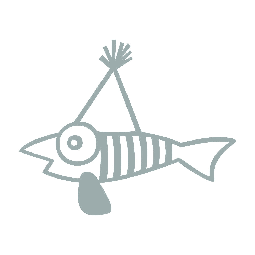 帽子を被った魚 10