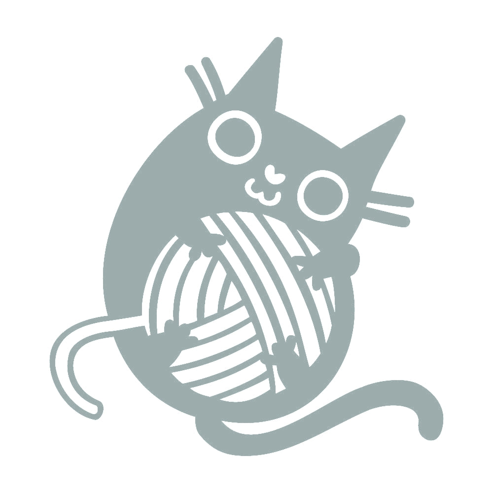毛糸玉を抱えるネコ 10