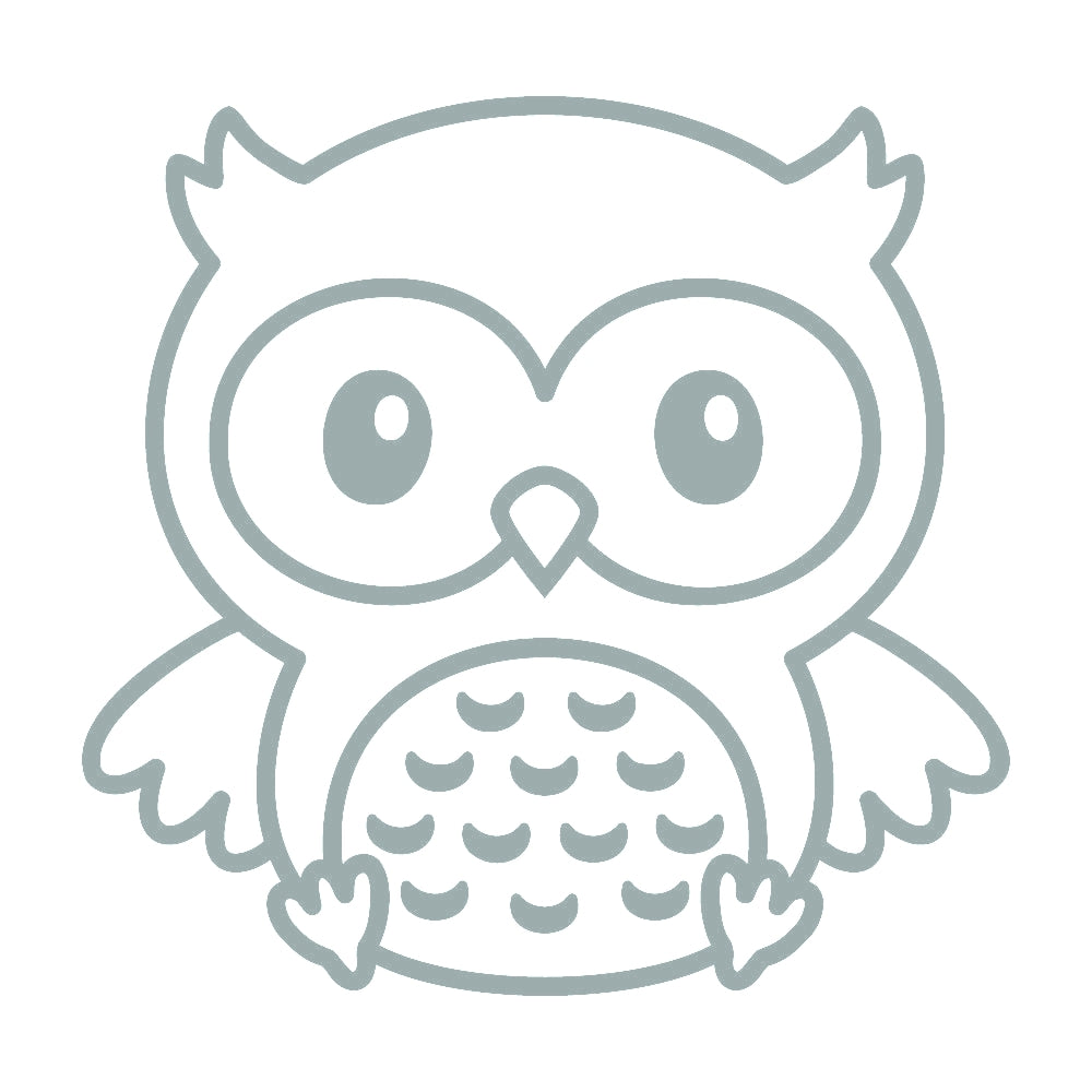 座るフクロウ 10