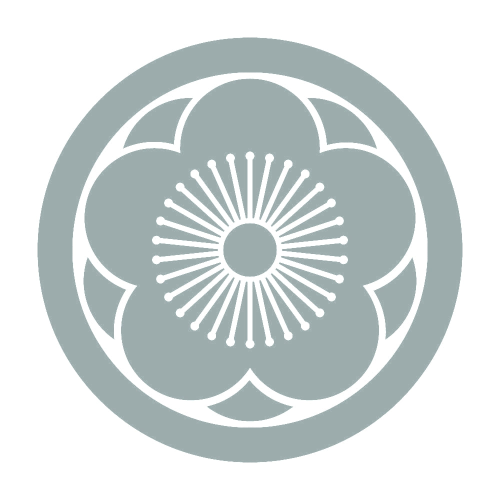 丸に八重向こう梅紋 10