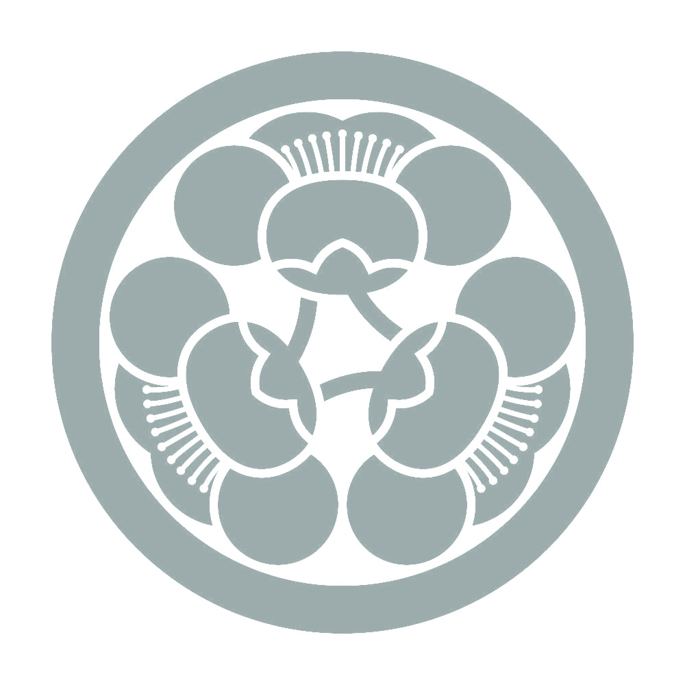 丸に三つ横見梅紋 10