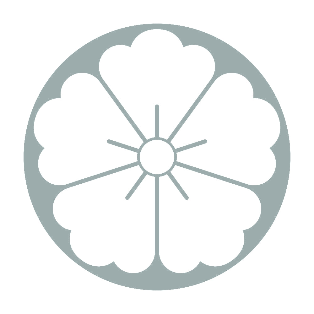 石持ち地抜き唐花紋 10