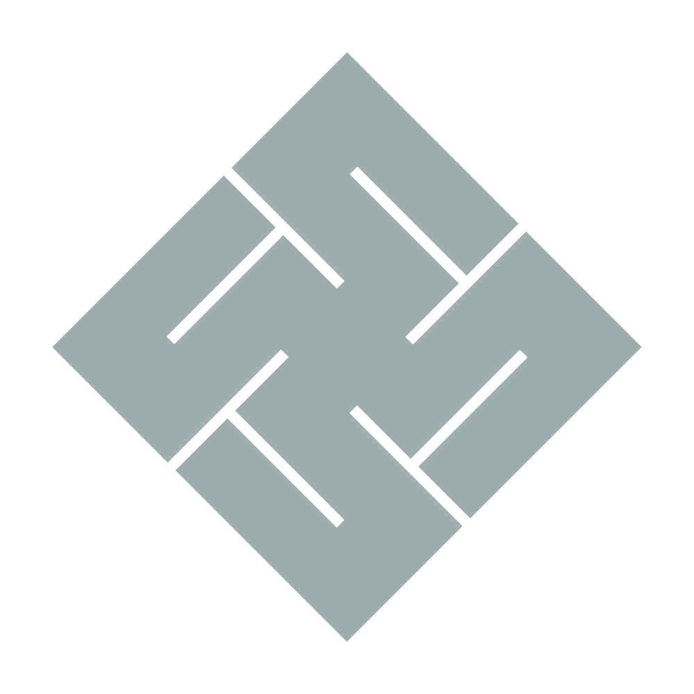 隅立て右万字崩し紋 10