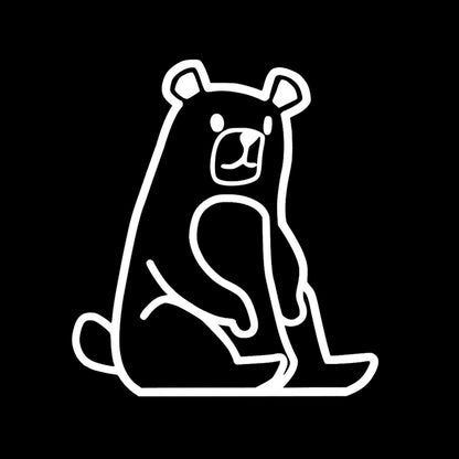 座っているクマ 7