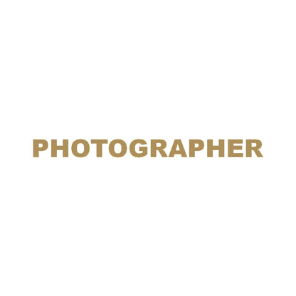 PHOTOGRAPHER 9