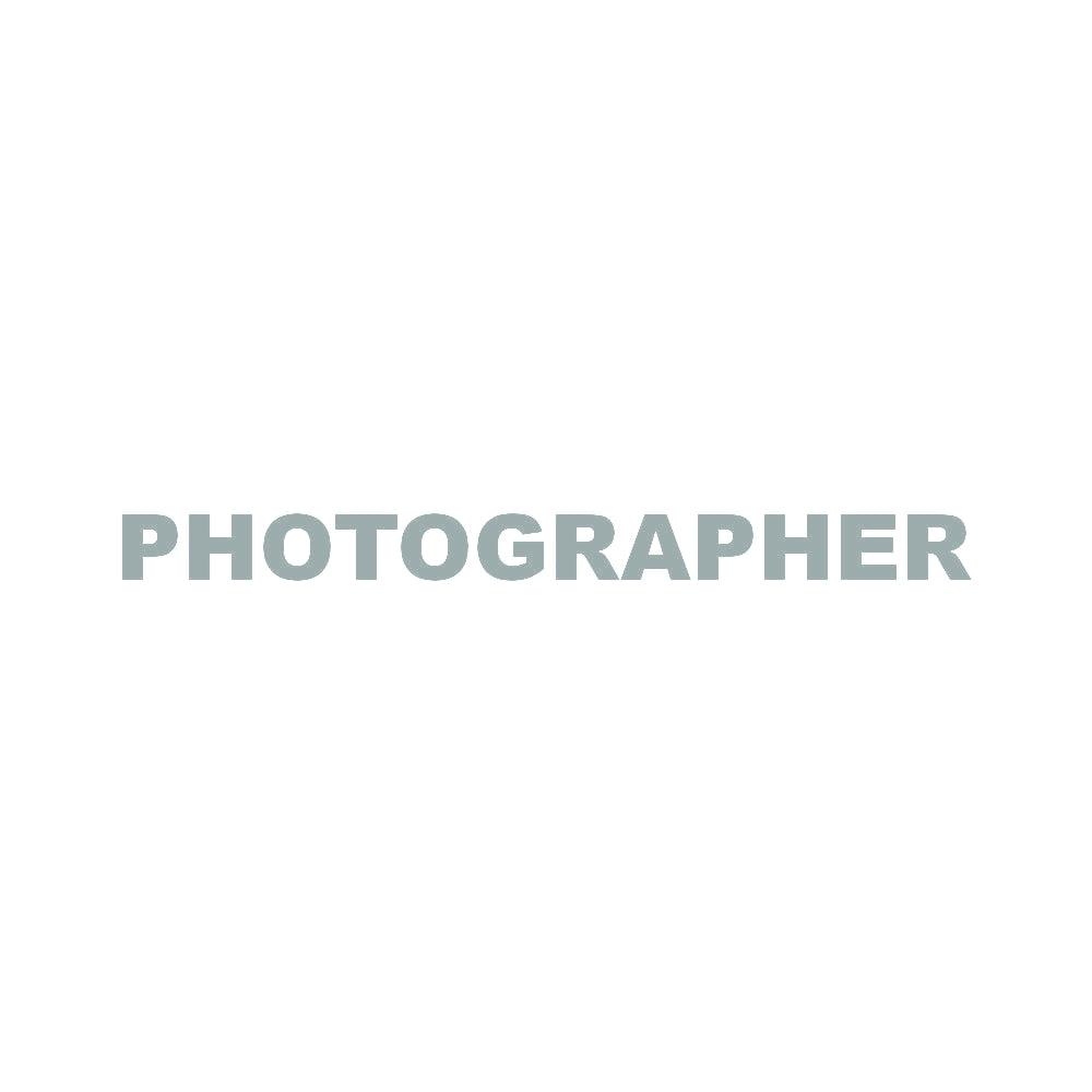PHOTOGRAPHER 10