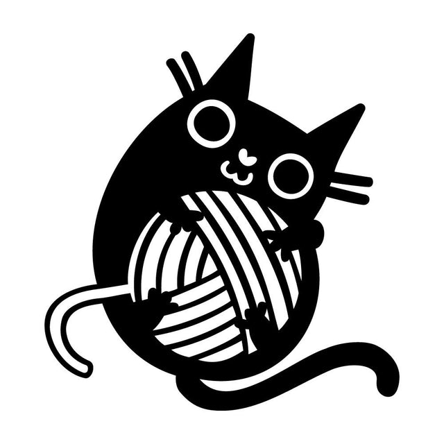 毛糸玉を抱えるネコ