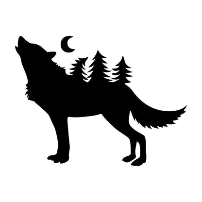 夜の森とオオカミ