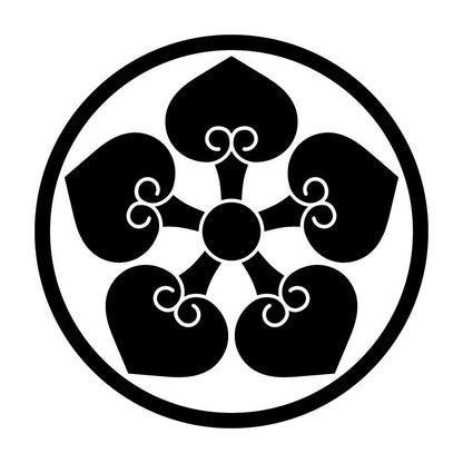細輪に五つ裏葵紋