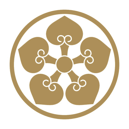細輪に五つ裏葵紋 9