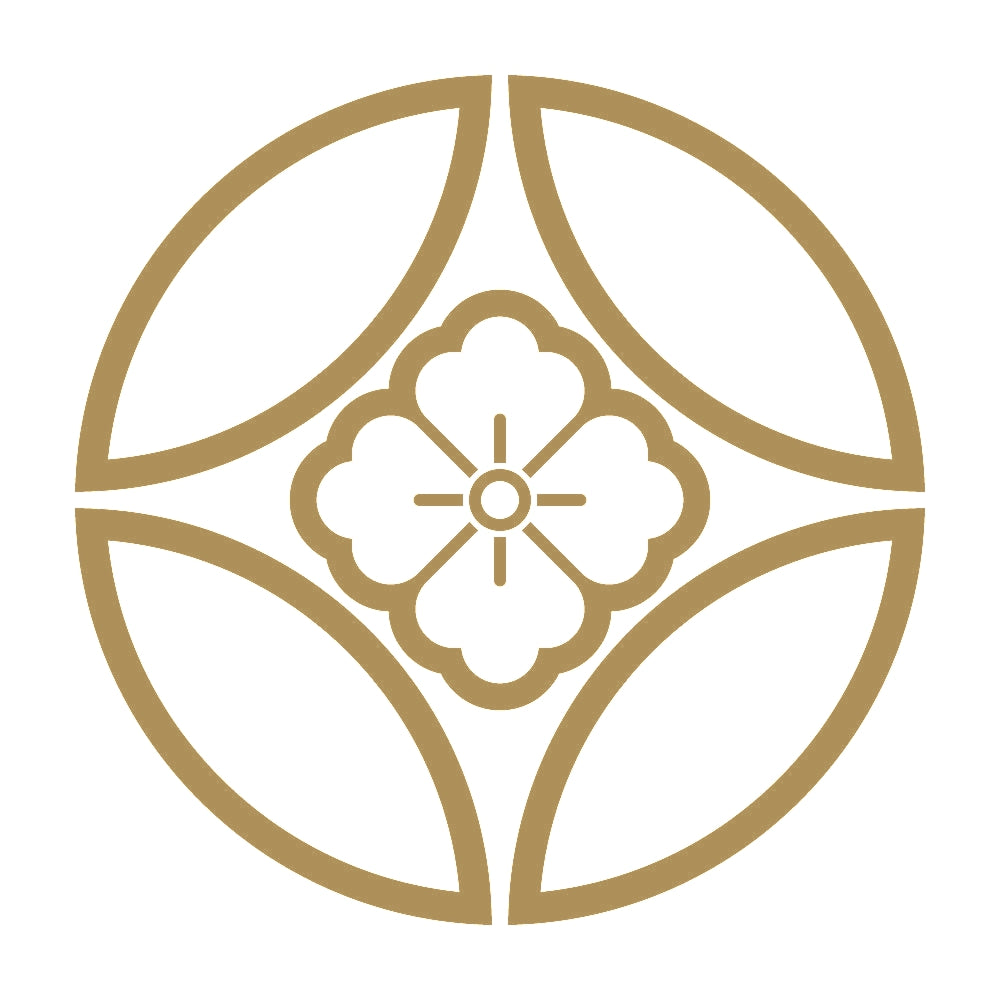 陰七宝に花角紋 9