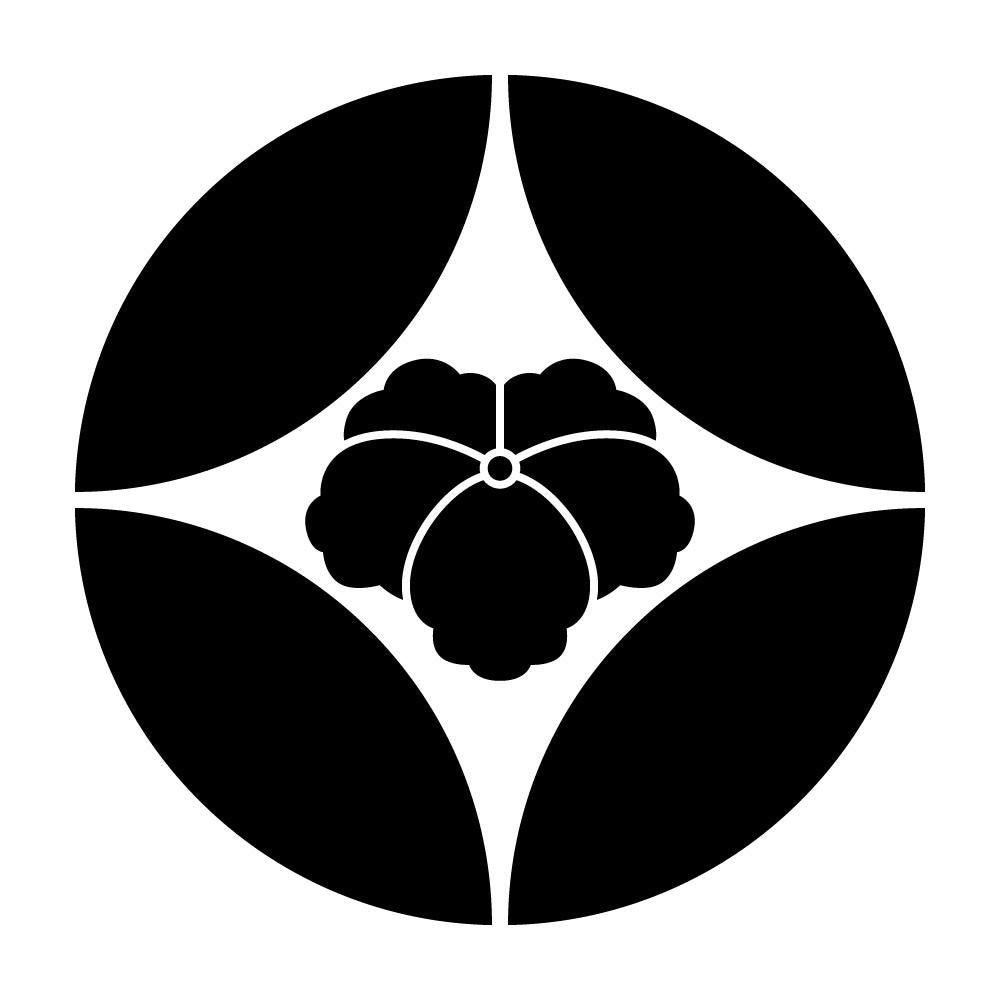 七宝に大割り蔦紋