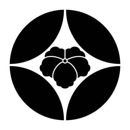 七宝に大割り蔦紋
