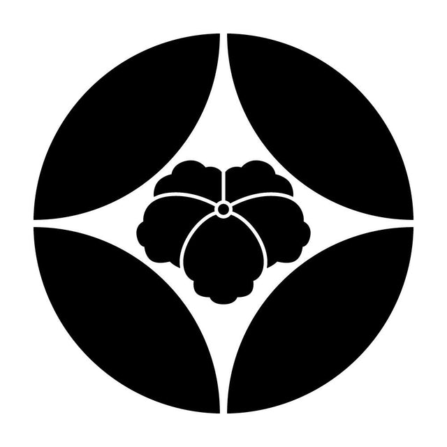 七宝に大割り蔦紋