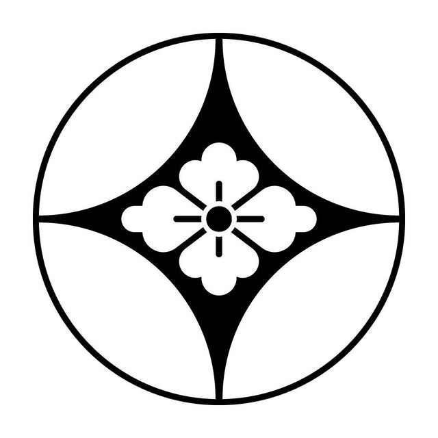 石持ち地抜き七宝に花菱紋