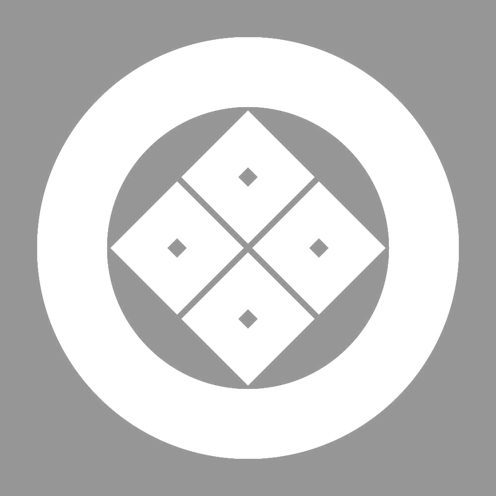 太輪に隅立て四つ目紋 7
