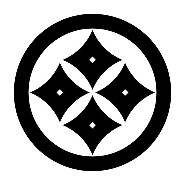 丸に反り四つ目紋