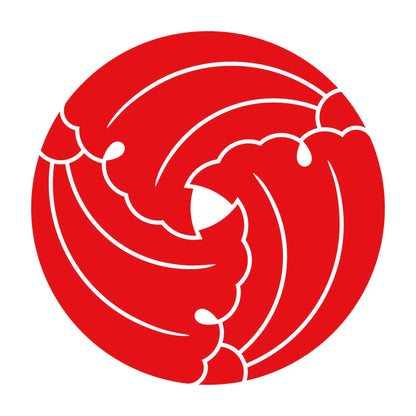 三つ割り重ね銀杏紋 8