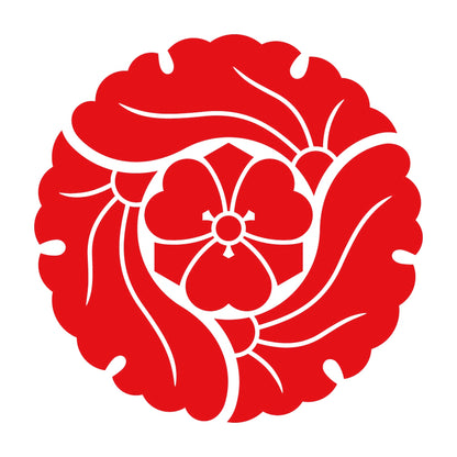 三つ追い銀杏に剣片喰紋 8