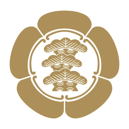 五瓜に三階松紋 9
