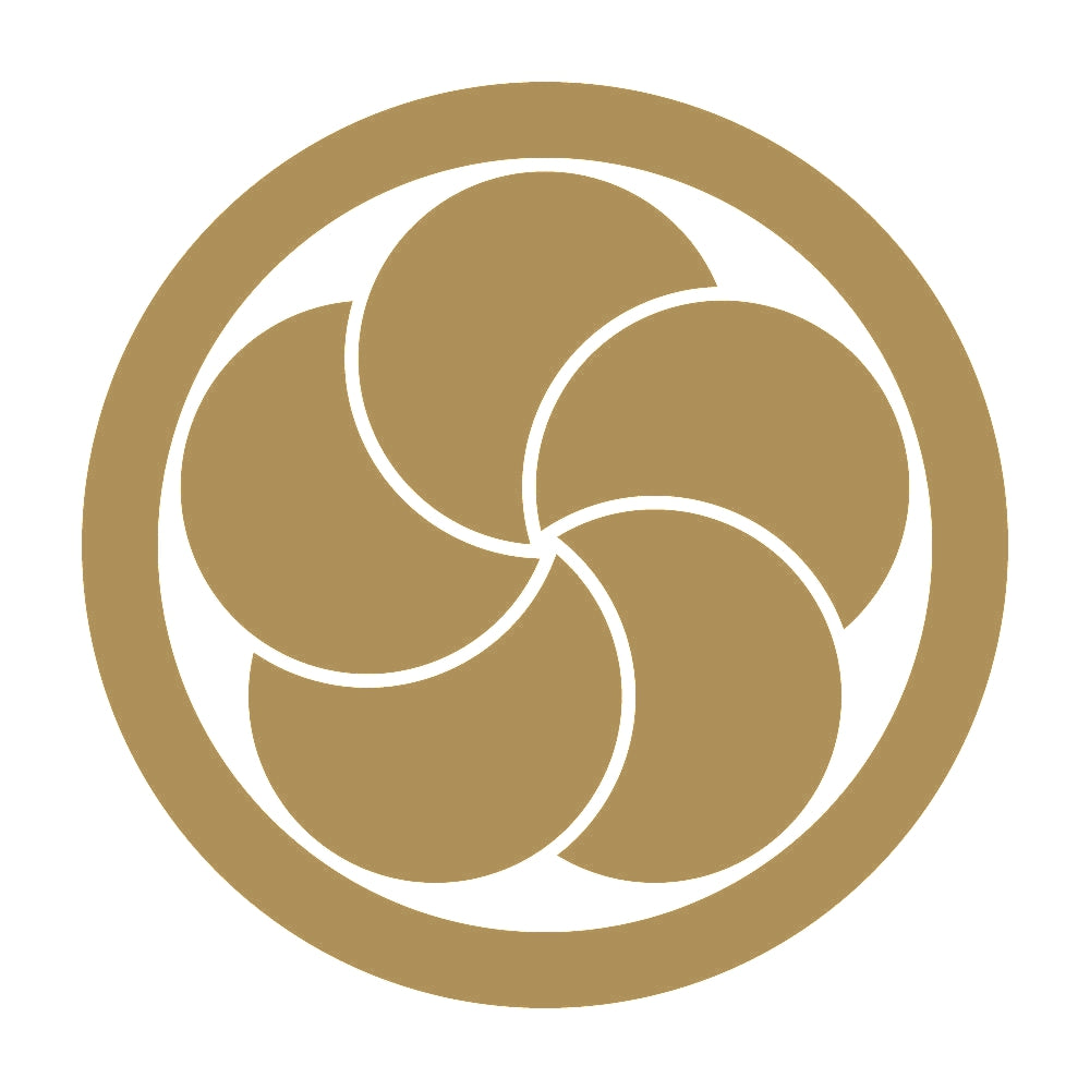 丸に重ね梅紋 9