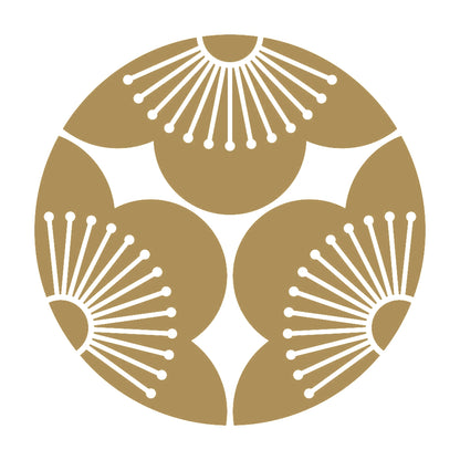 三つ割り向こう梅紋 9