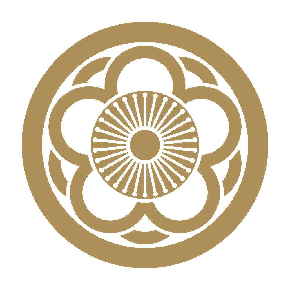丸に中陰八重向こう梅紋 9