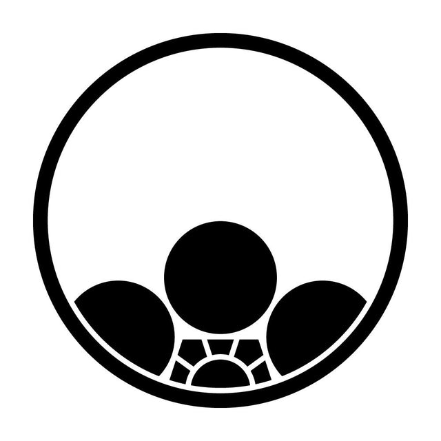 糸輪に覗き梅鉢紋