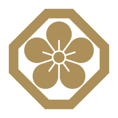 隅切り角に梅紋 9