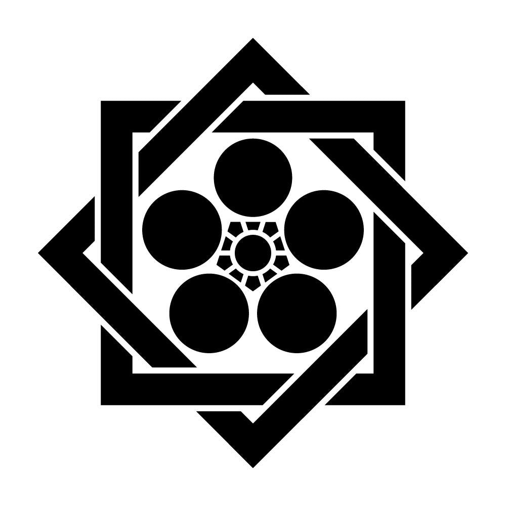 組み合い角に梅鉢紋
