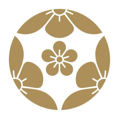 三つ割り梅に梅の花紋 9