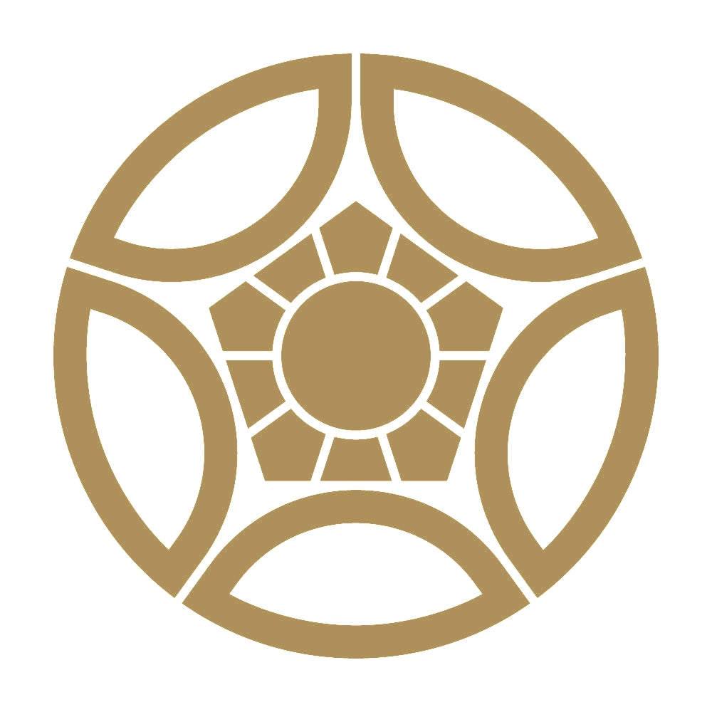 中陰割り梅鉢紋 9