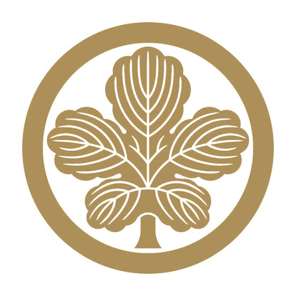 丸に立ち梶の葉紋 9