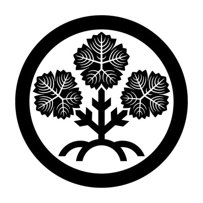 丸に諏訪梶の葉紋