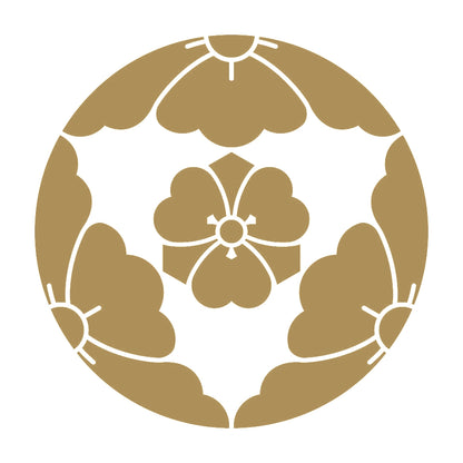 三つ割り唐花に剣片喰紋 9