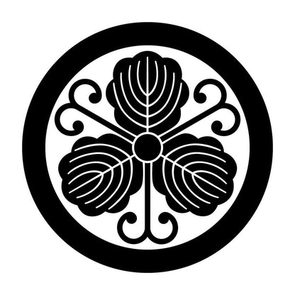 丸に蔓柏紋