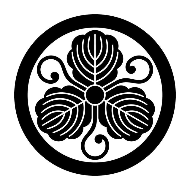 丸に片手蔓柏紋
