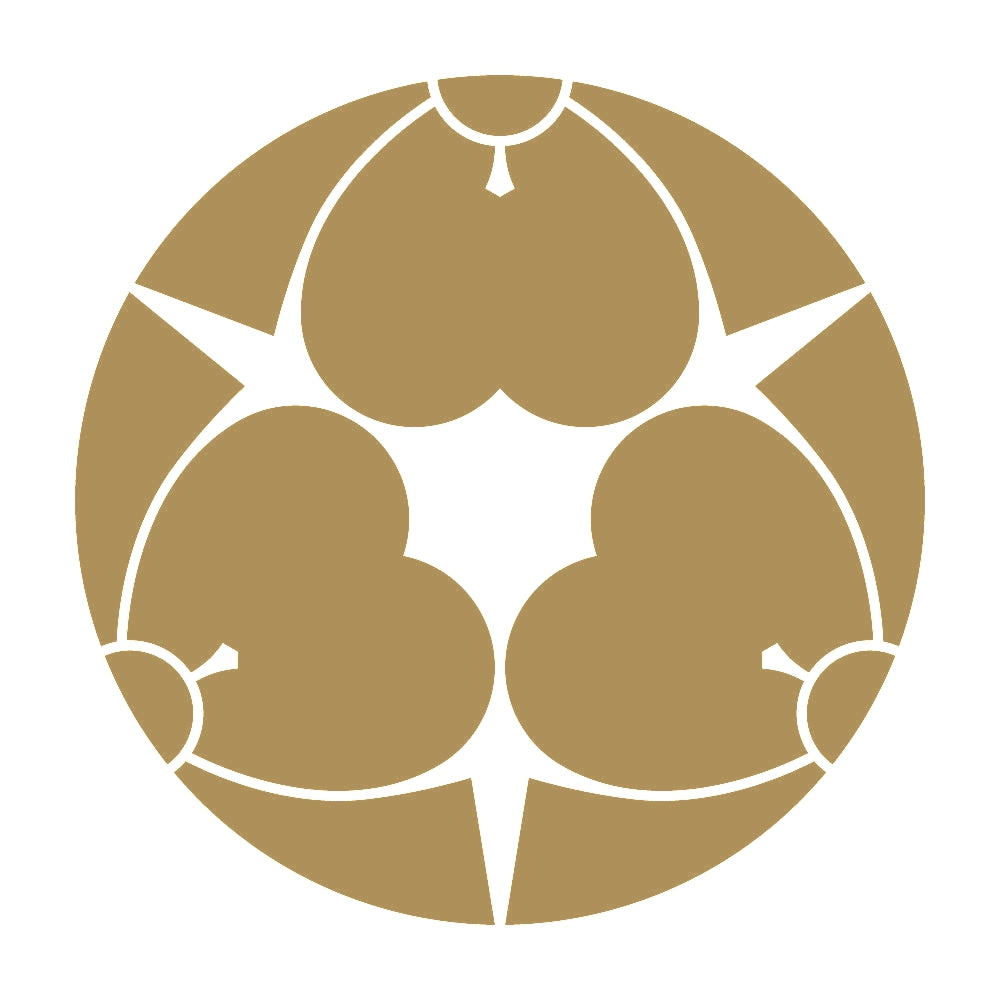 三つ割り剣片喰紋 9