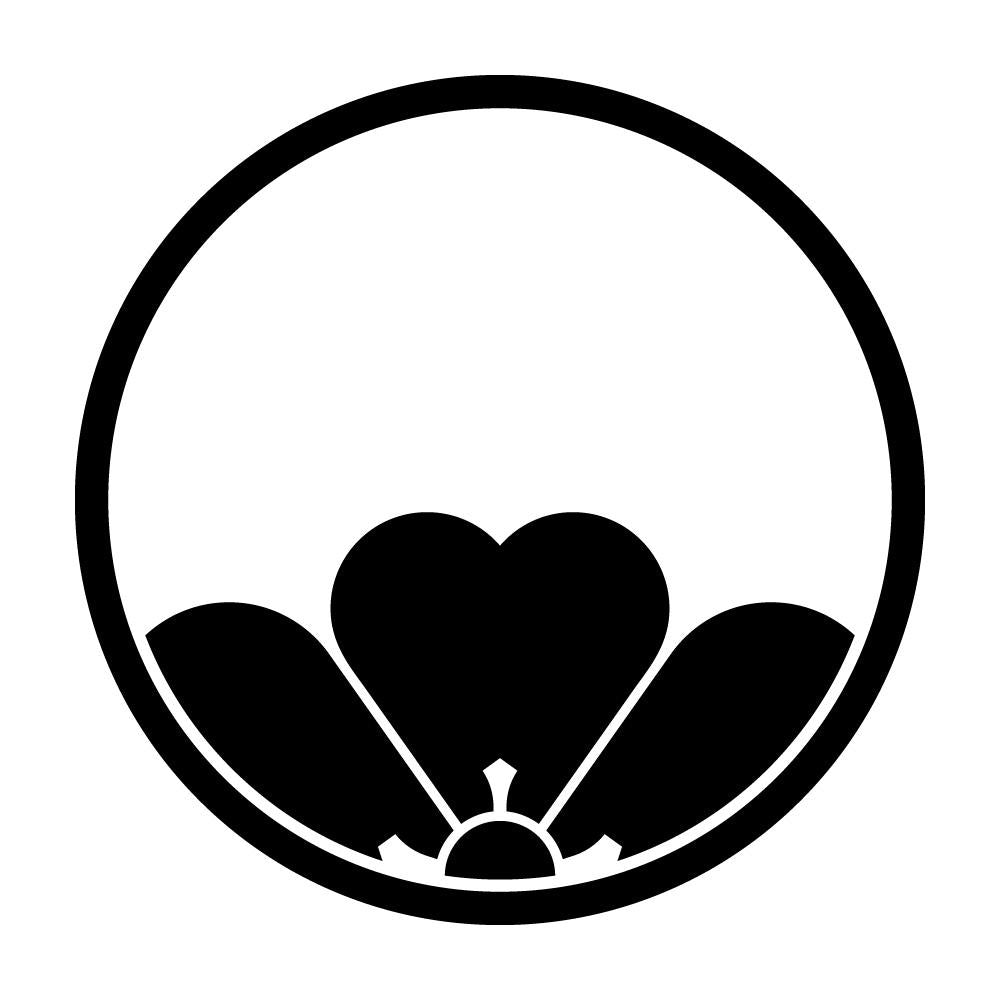 糸輪に覗き片喰紋