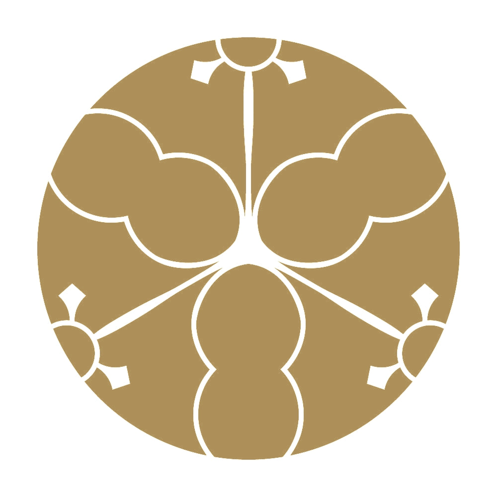 三つ組み片喰紋 9