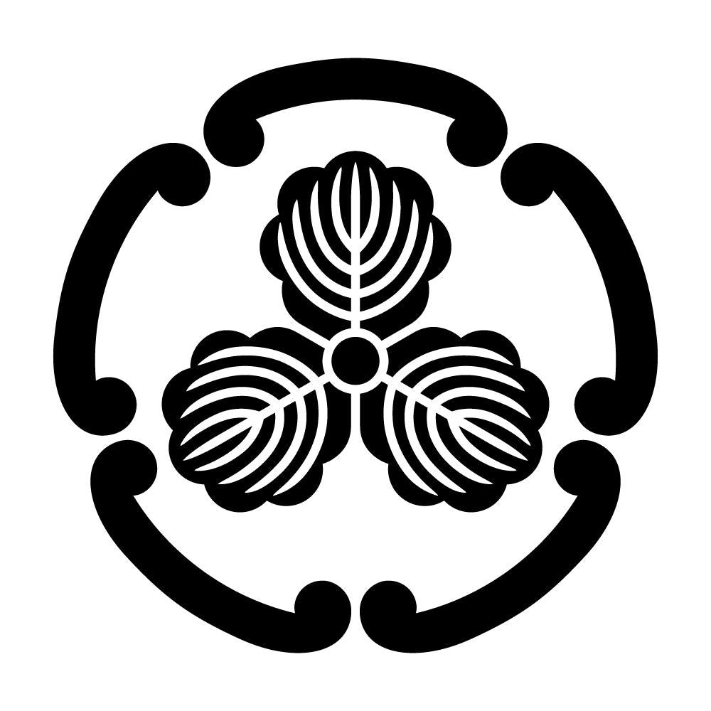 太鐶輪に三つ柏紋