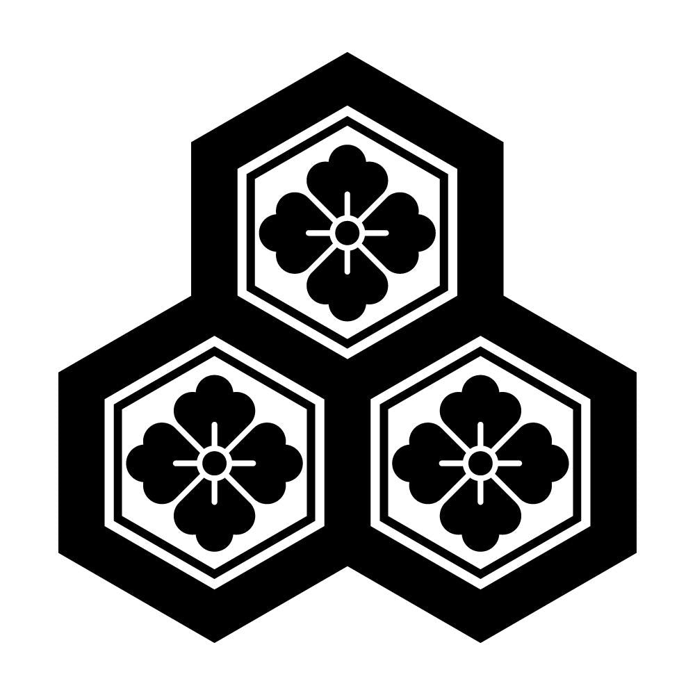 持ち合い三つ盛り亀甲に花角紋