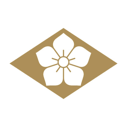 菱持ち地抜き桔梗紋 9