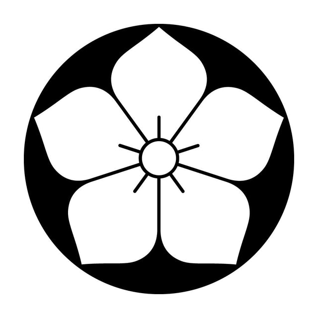 石持ち地抜き桔梗紋