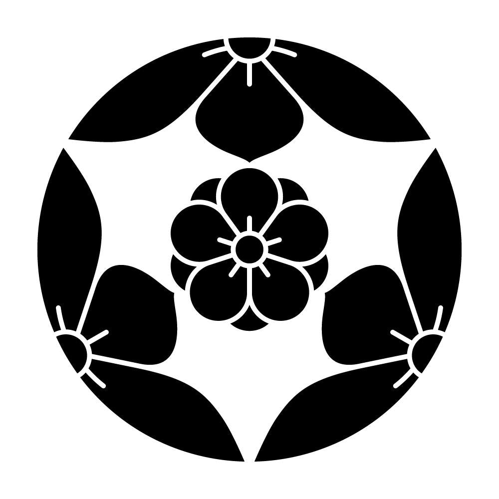 三つ割り桔梗に八重梅紋