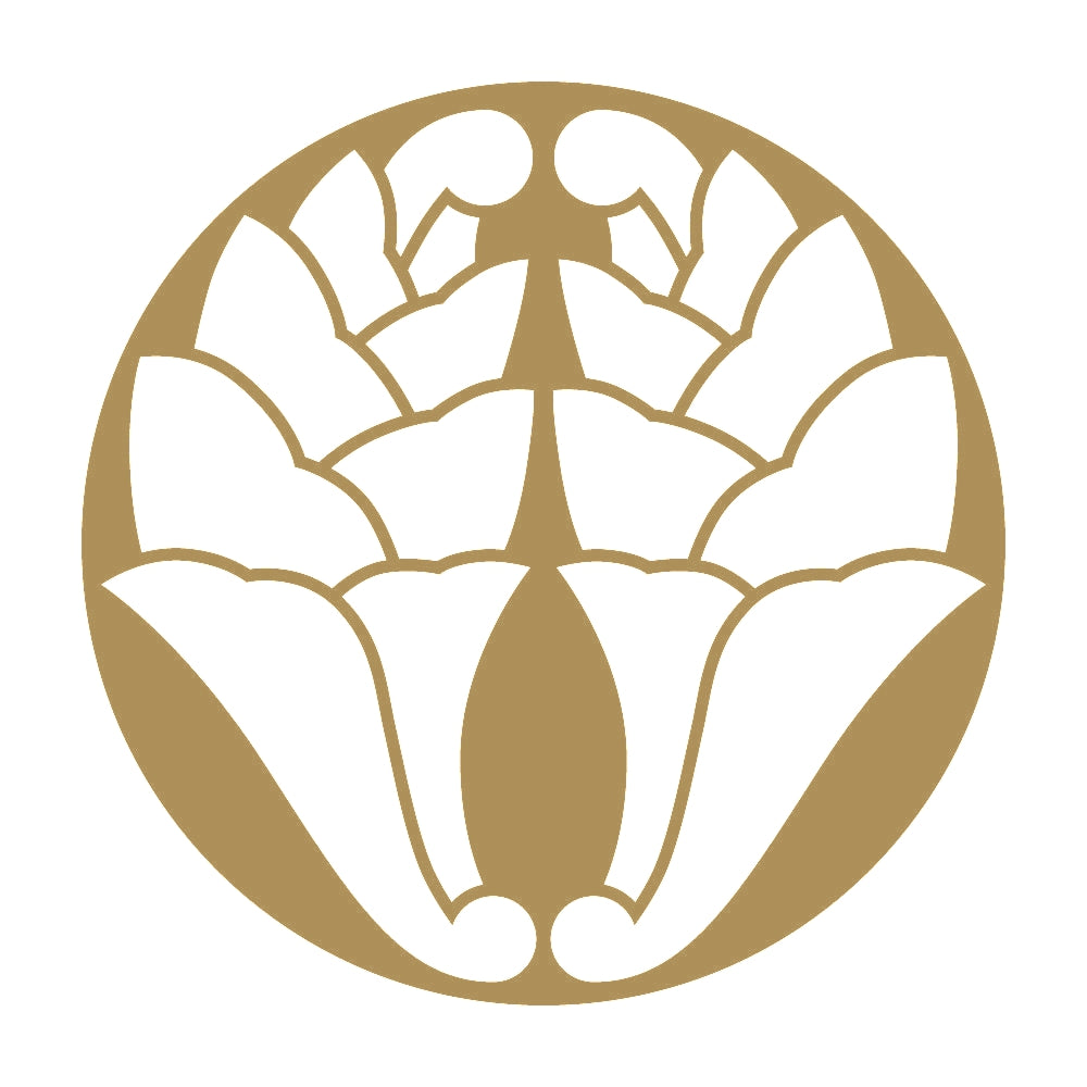 石持ち地抜き抱き杏葉紋 9