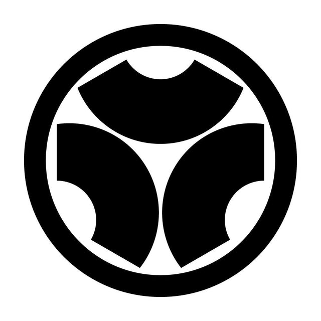 丸に頭合せ三つ地紙紋