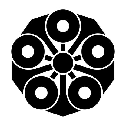 五つ剣蛇の目紋